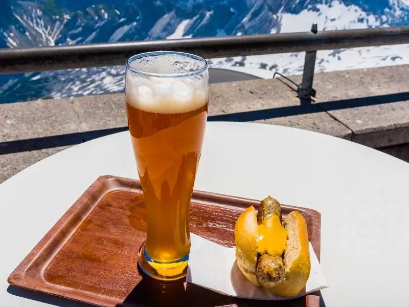 Simple, delightful meal in Zugspitze