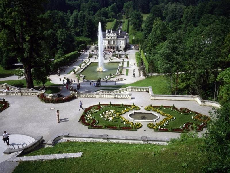 Drone shot of Linderhof Palace