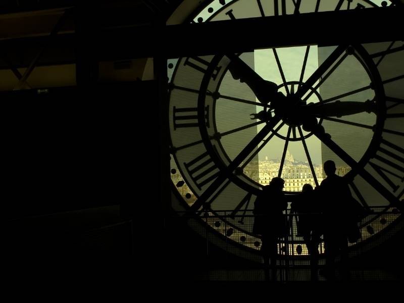What makes Paris worth visiting - Musee d'Orsay giant clock