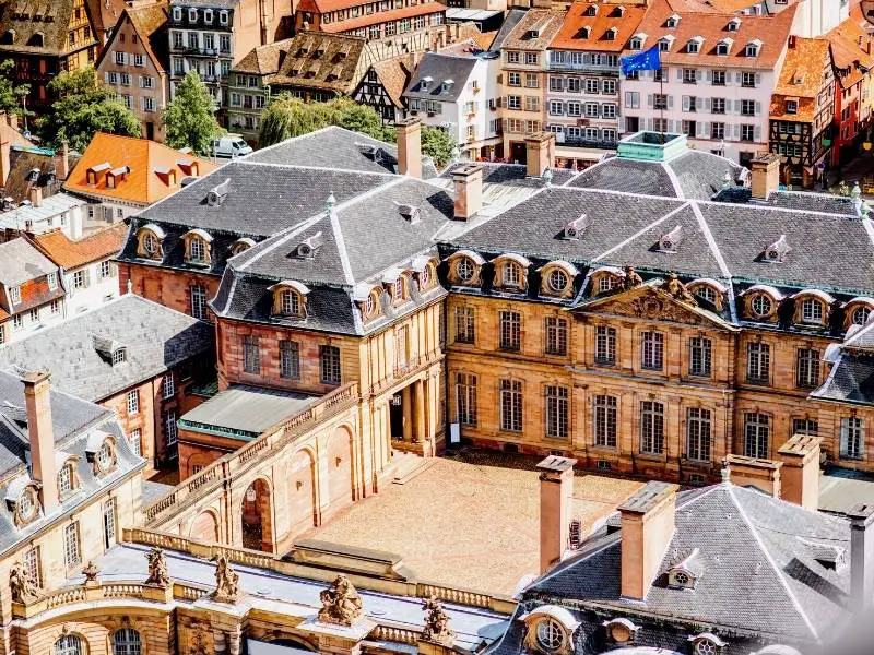 Zoomed-in Palais Rohan, Grande île, Strasbourg, France 