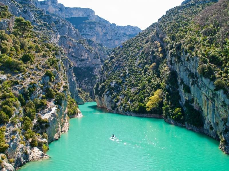 Moustiers Sainte Marie France - Gorges du Verdon glacial turquoise water