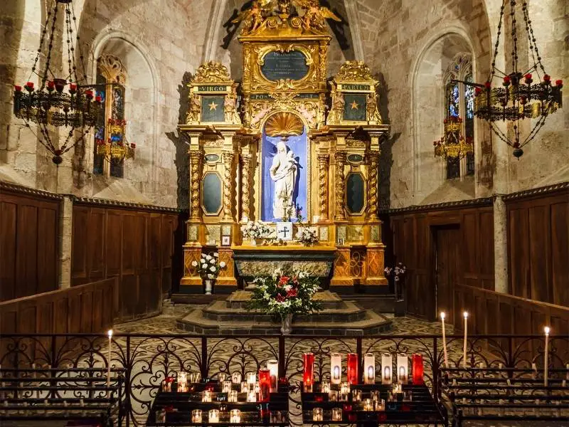 Moustiers Sainte Marie France - Inside Chapelle Notre-Dame-de-Beauvoir 