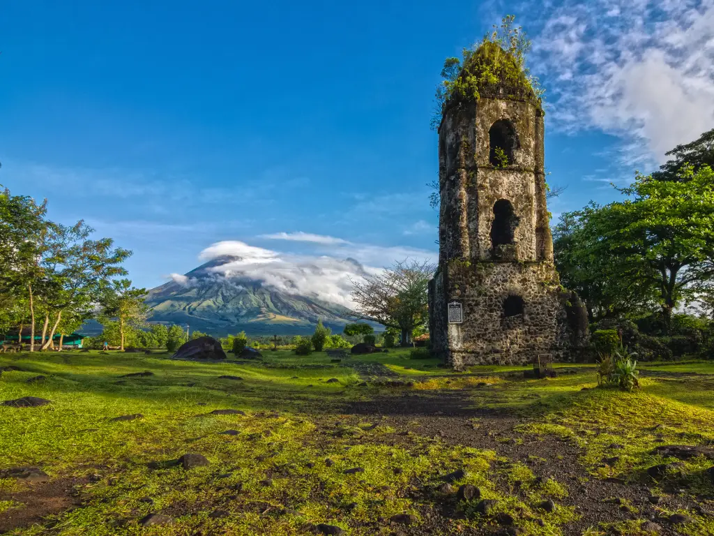 Cagsawa Tower Ruins, Mayon, Legazpi, Philippines