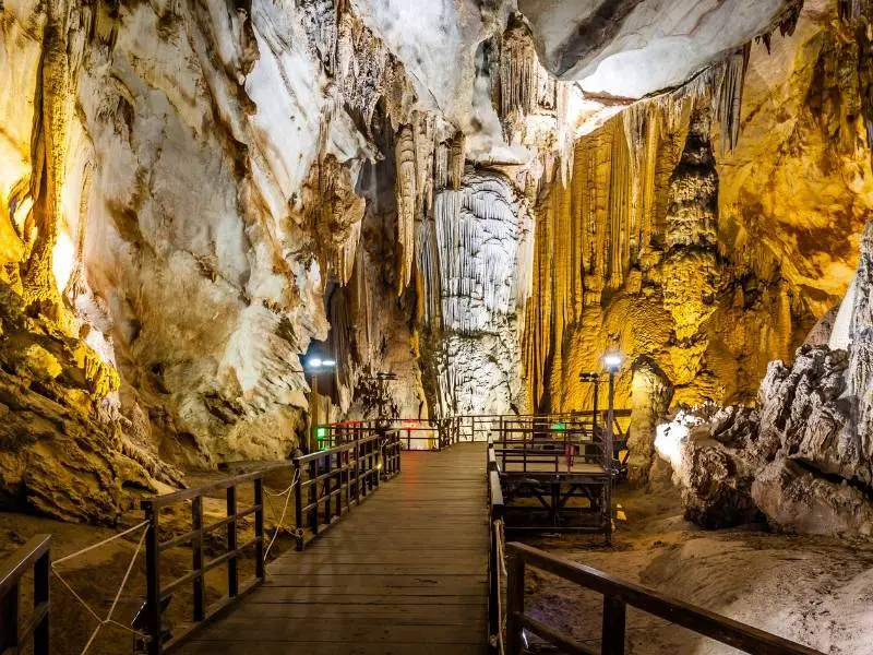 Paradise Cavern in Quang Binh, Vietnam