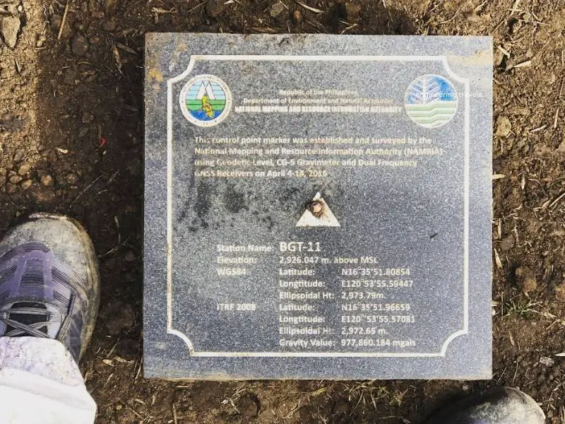 Hiking Mount Pulag, Philippines, Mount Pulag's summit point marker
