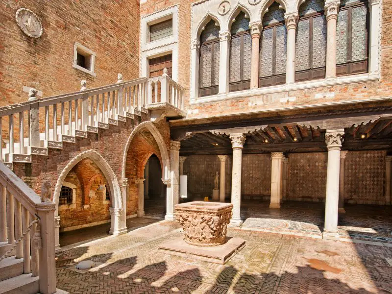 Beautiful Building in Venice, Ca' d'Oro courtyard