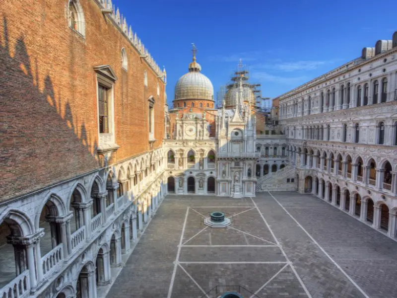Beautiful Building in Venice, Doge's Palace courtyard